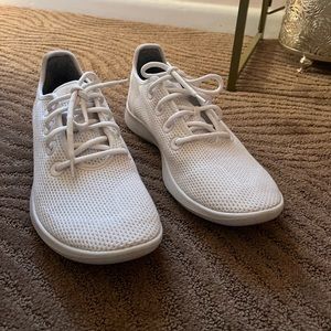 Allbirds mens white sneakers